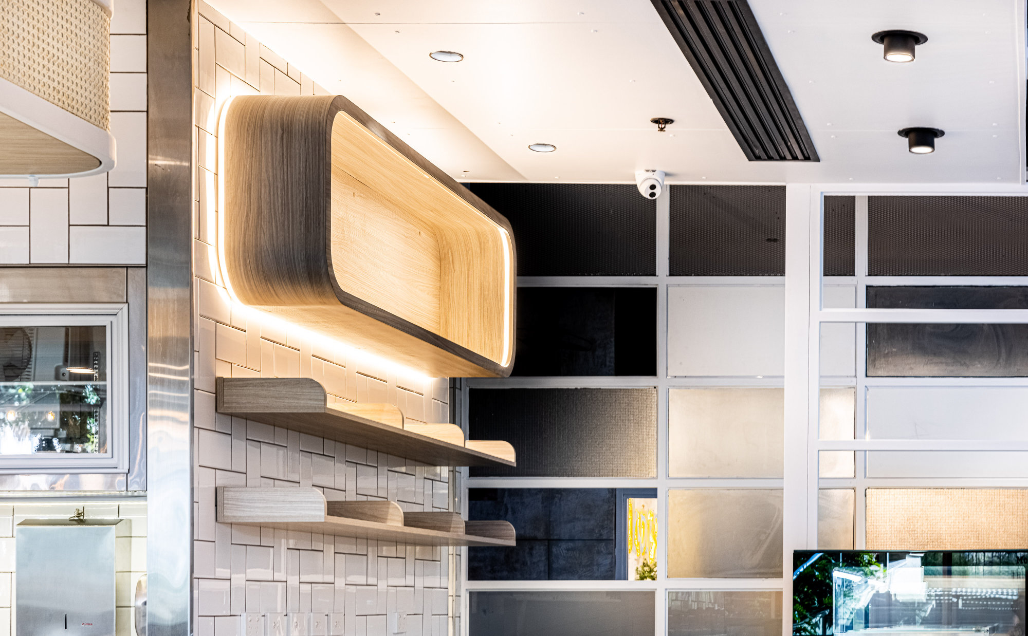 Liteco Projects Hospitality Cafe Vianee 11