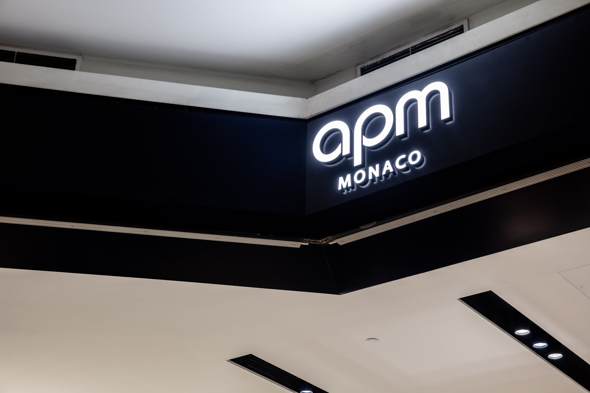 Liteco Projects Retail APM Monaco 5