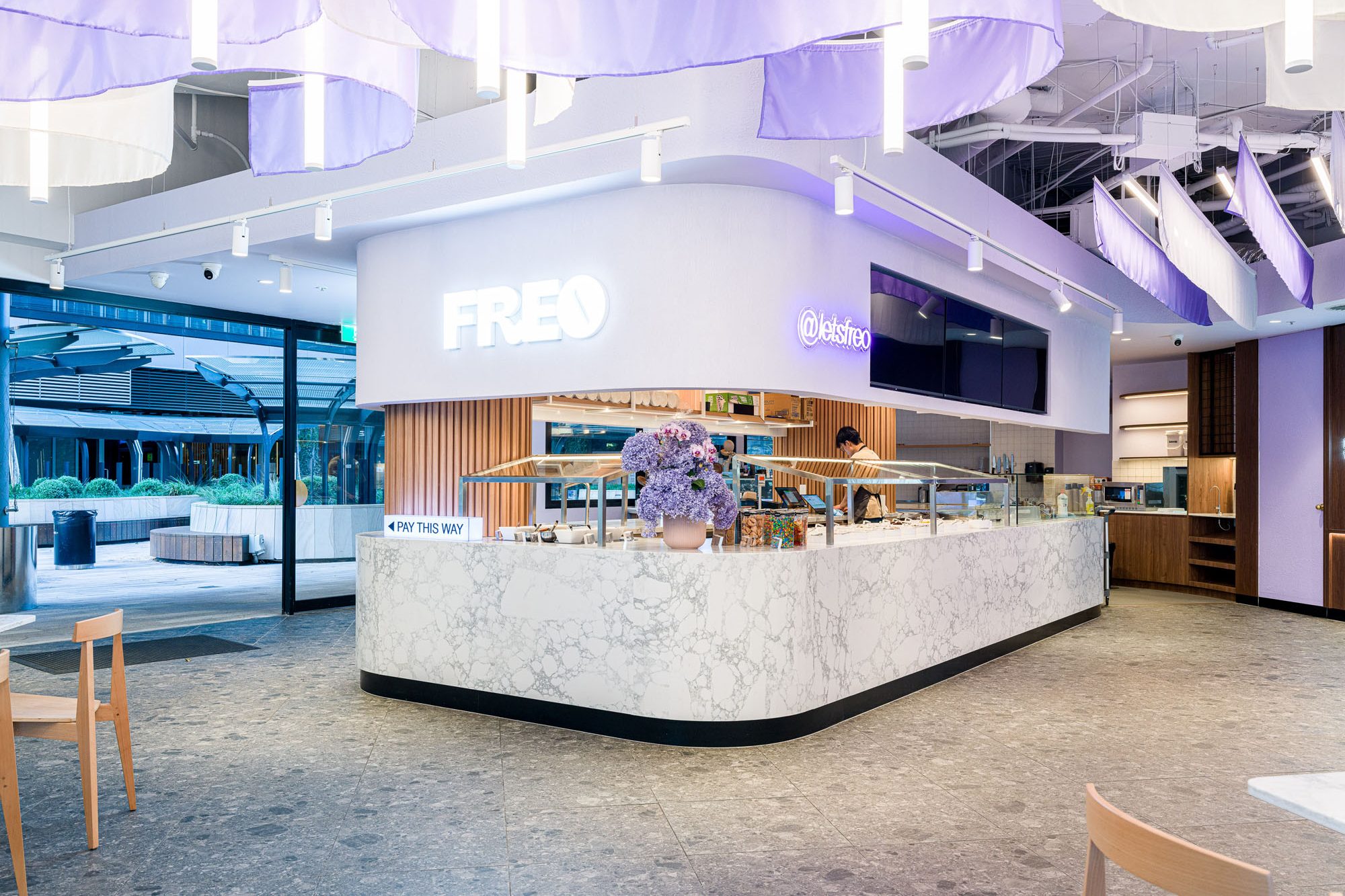 liteco hospitality FREO SL 001