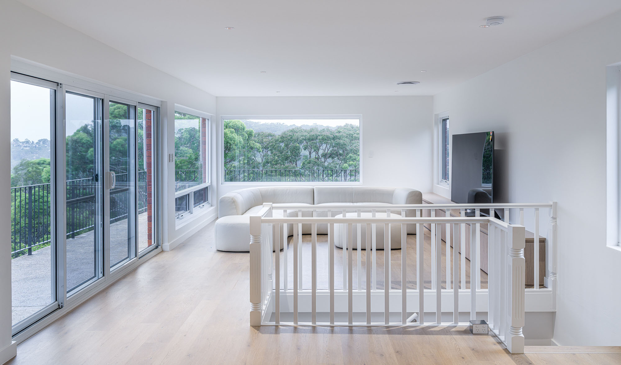 liteco residential castle cove 001