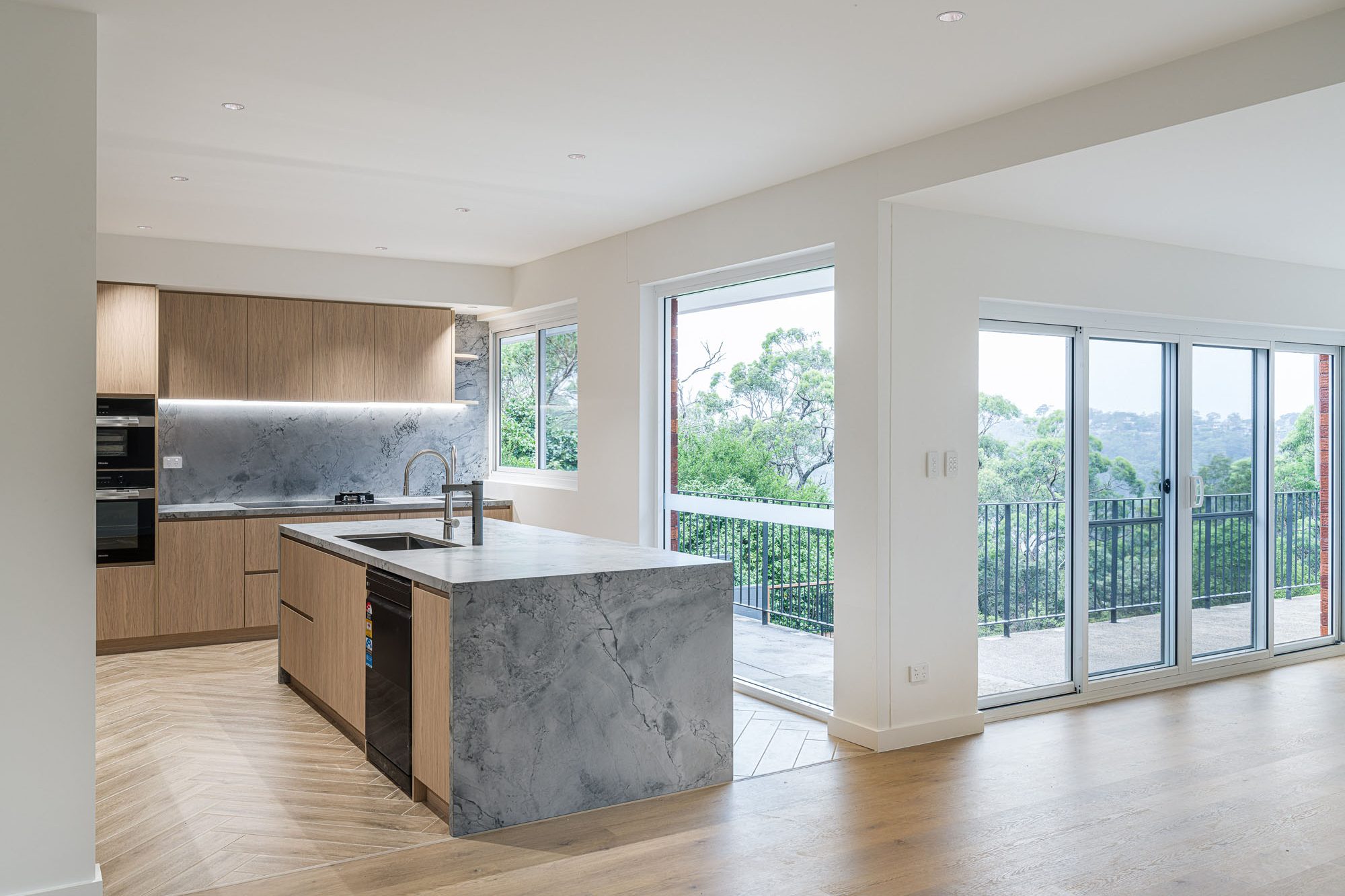 liteco residential castle cove 002